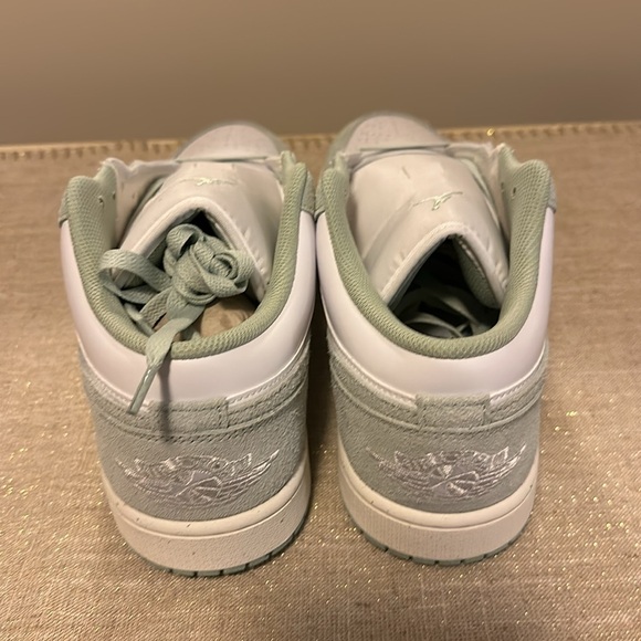 Air Jordan 1 Seagram - Picture 4 of 4